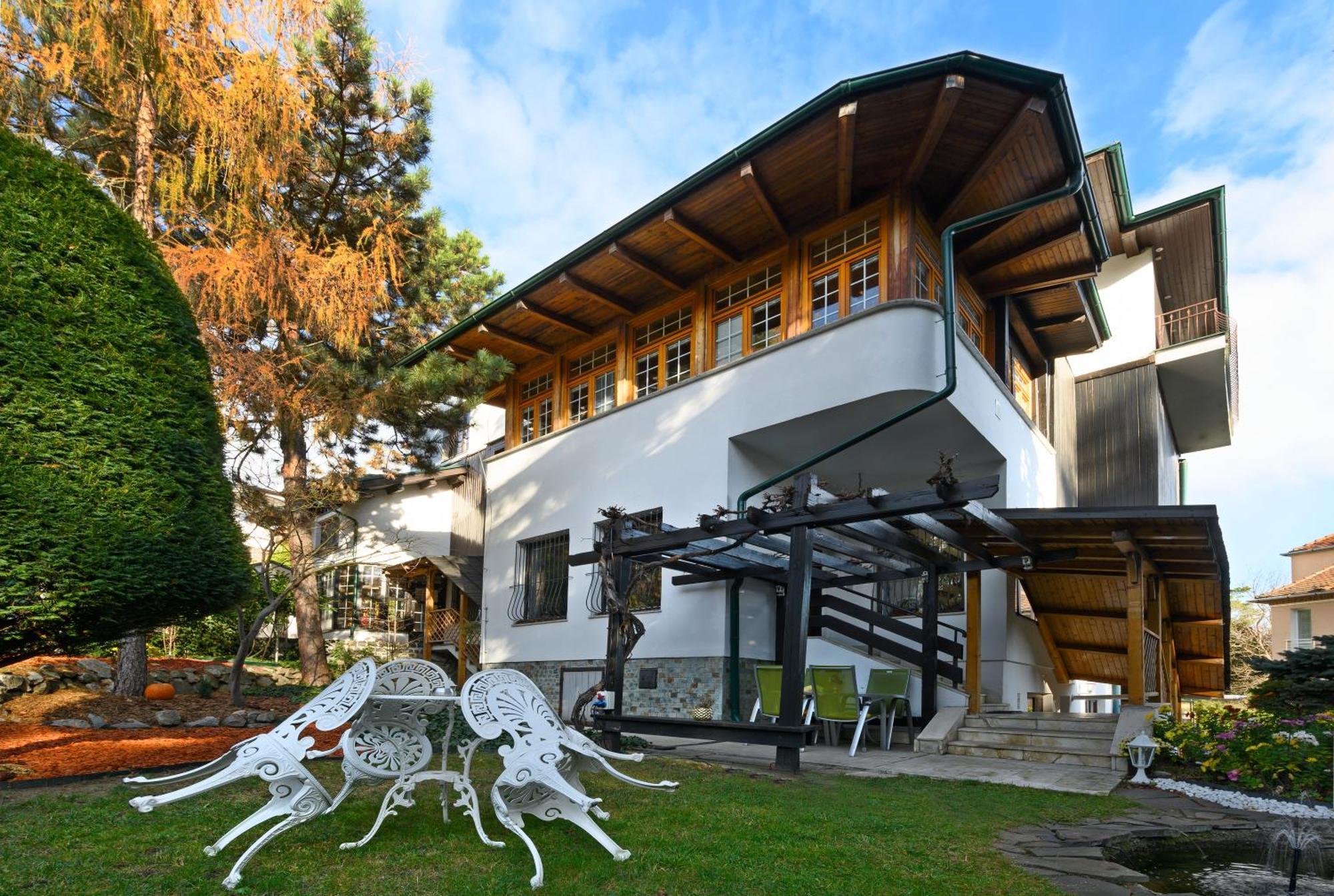 Panoramic Castle Suite With Free Private Parking Bratislava Ngoại thất bức ảnh
